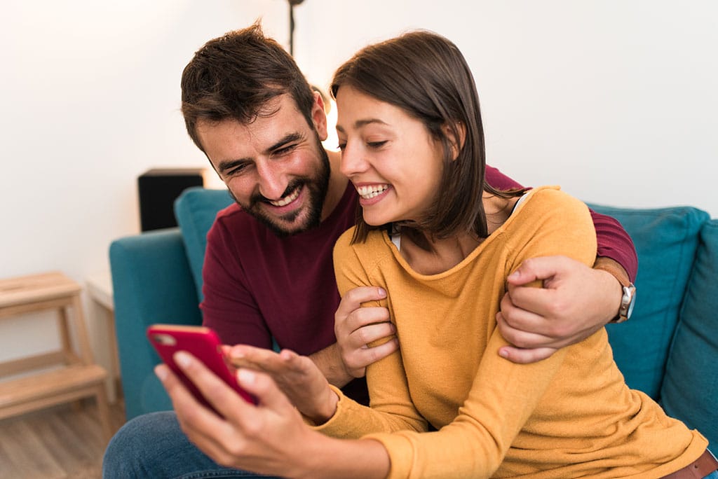 Phụ nữ yếu sinh lý có sinh được con trai không? 3 con gái ysl có đẻ được con trai không