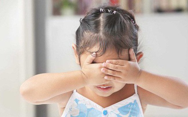 Tìm hiểu hội chứng bàn chân bẹt 3 bàn chân bẹt
