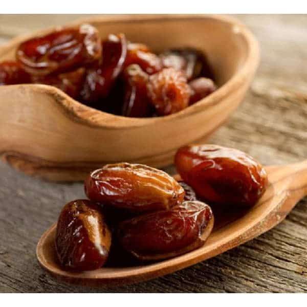 Lợi Ích Của Quả Chà Là Với Sức Khỏe 2 Quả chà là chứa nhiều dưỡng chất có lợi cho sức khỏe