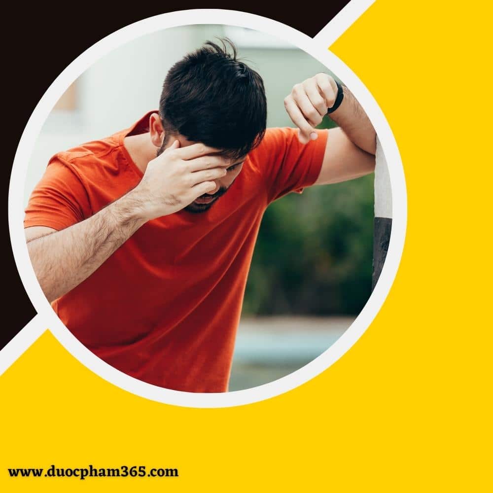 Cảm giác mất thăng bằng đi không vững thường được thấy ở người chóng mặt